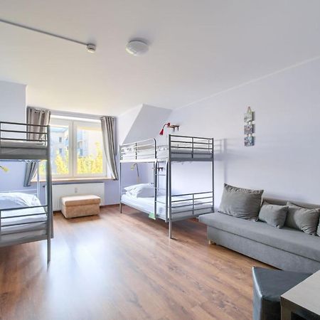 Hostel Krokodyl Варшава Екстериор снимка
