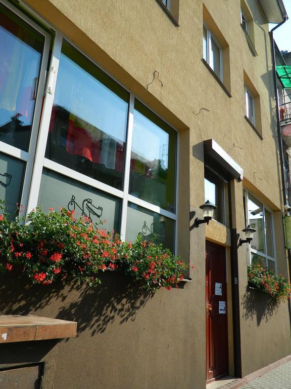 Hostel Krokodyl Варшава Екстериор снимка