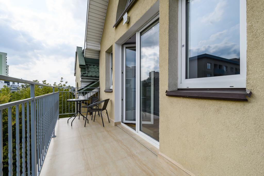 Hostel Krokodyl Варшава Екстериор снимка