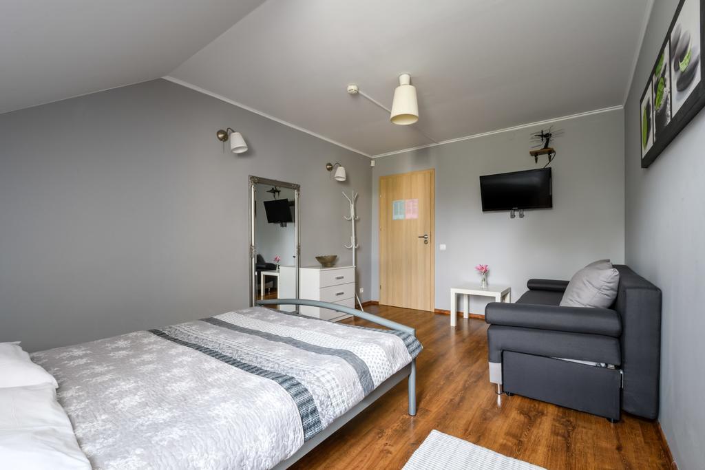 Hostel Krokodyl Варшава Екстериор снимка