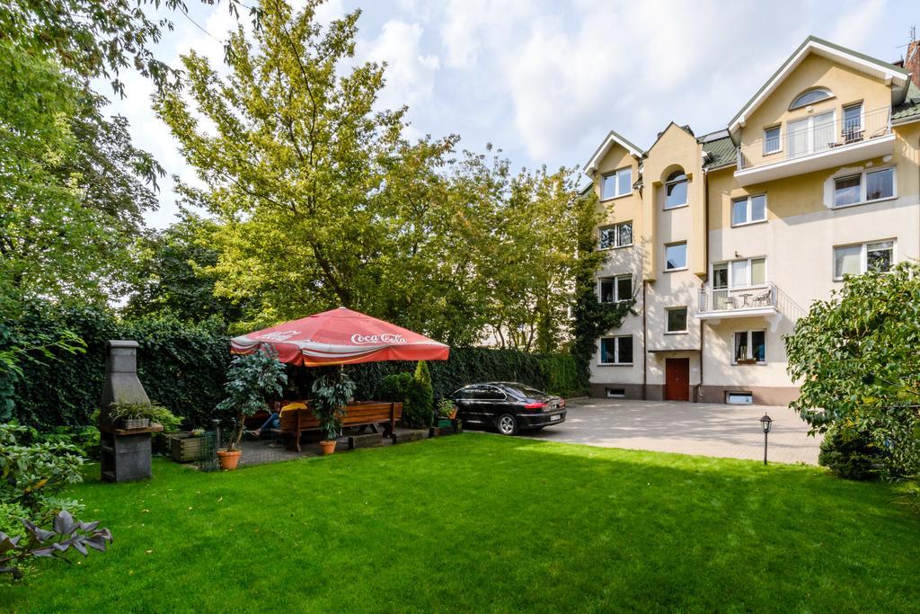 Hostel Krokodyl Варшава Екстериор снимка