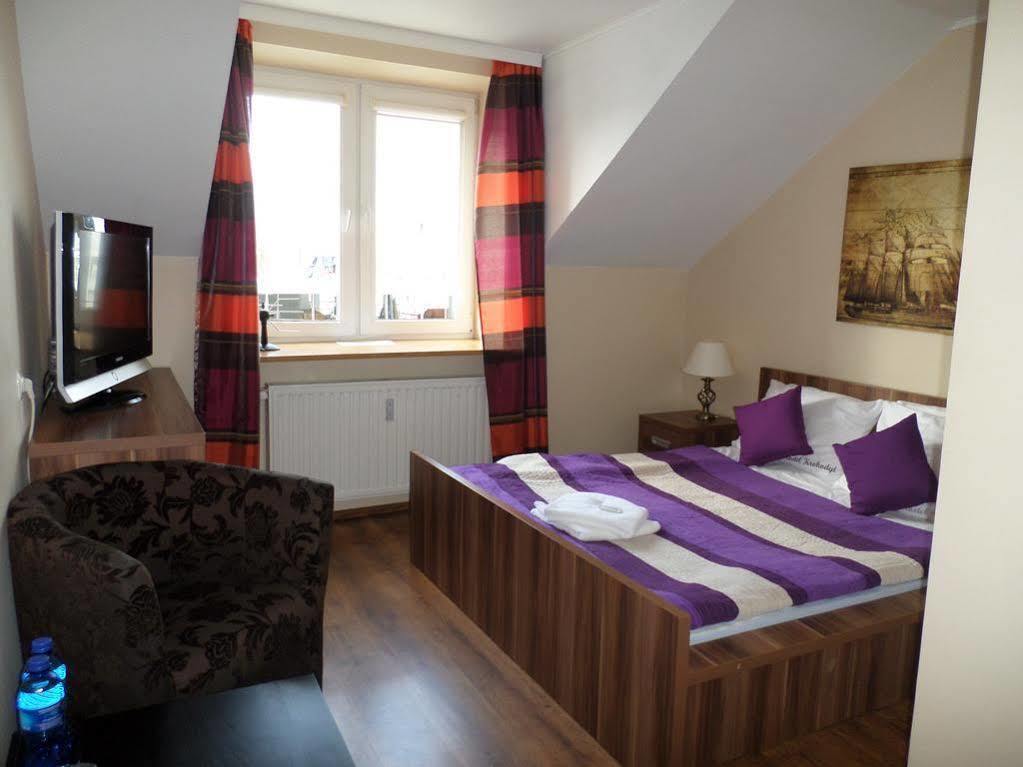 Hostel Krokodyl Варшава Екстериор снимка