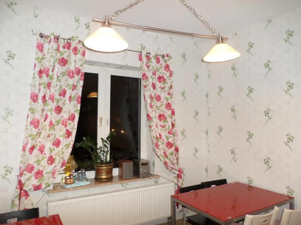Hostel Krokodyl Варшава Екстериор снимка